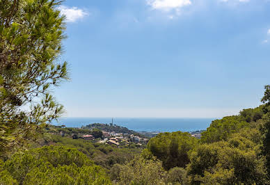 Villa with garden and terrace 18