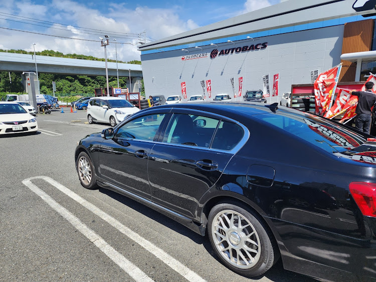 GSのgrs191・gs350・スモークフィルム・車を弄りたい病に関するカスタム事例の投稿画像2枚目