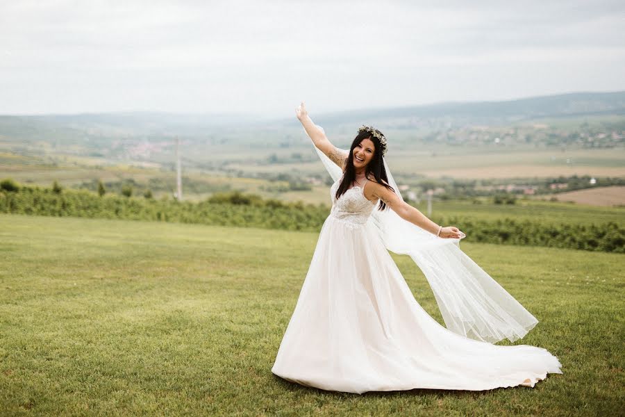 Wedding photographer Hunyadi Laszlo (hunyadilaszlo). Photo of 22 April 2020