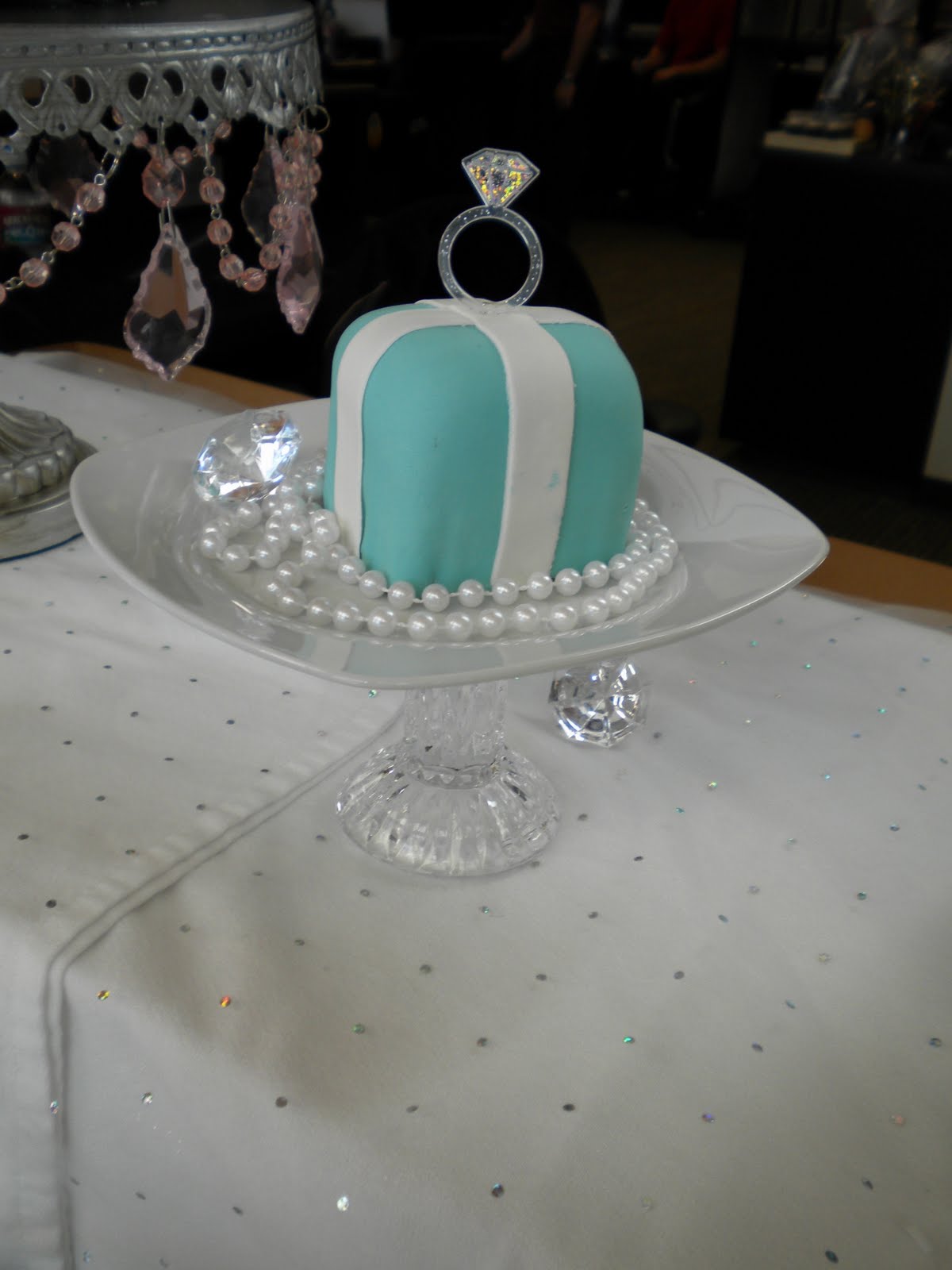 Mini Tiffanys box cakes