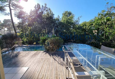 Maison avec piscine en bord de mer 7