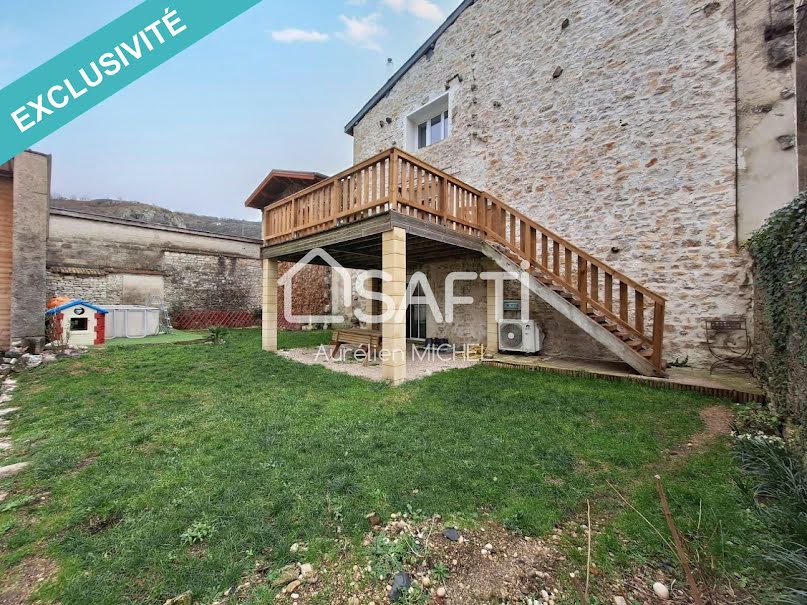 Vente maison 5 pièces 136 m² à Cerdon (01450), 220 000 €