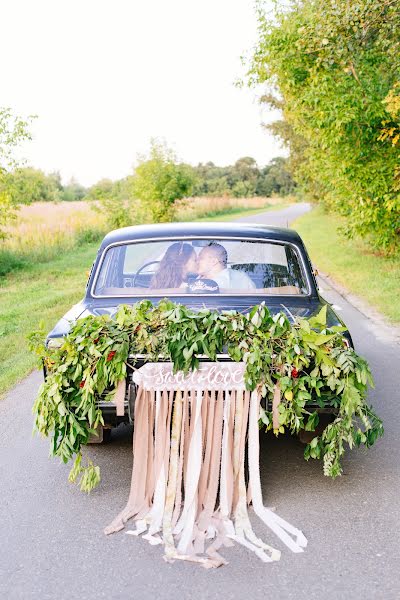 Fotografo di matrimoni Stasya Dementeva (teplota). Foto del 6 settembre 2016