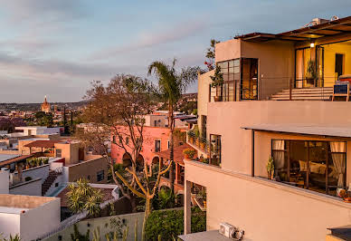 House with pool and terrace 4