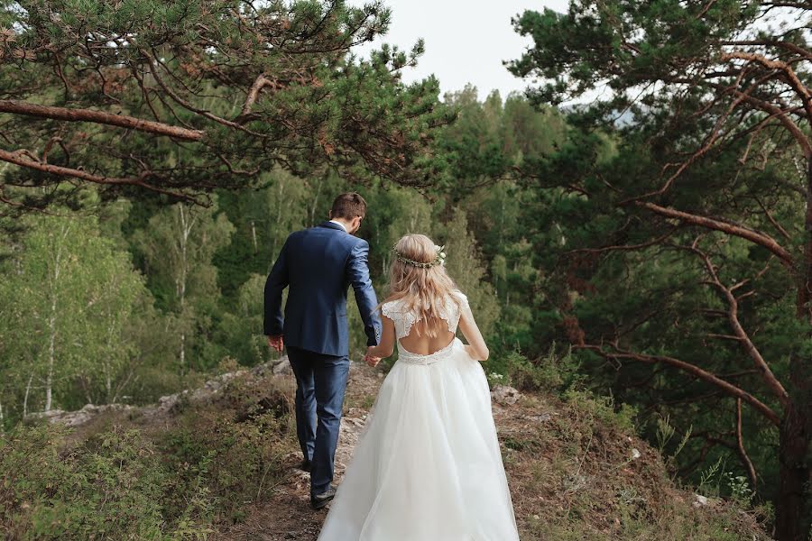 婚禮攝影師Lidiya Beloshapkina（beloshapkina）。2018 1月4日的照片