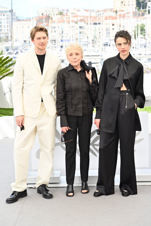 Joe Alwyn, Claire Denis and Margaret Qualley.