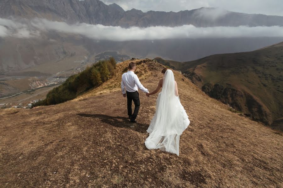 Fotografo di matrimoni Anna Khomutova (khomutova). Foto del 4 maggio 2018