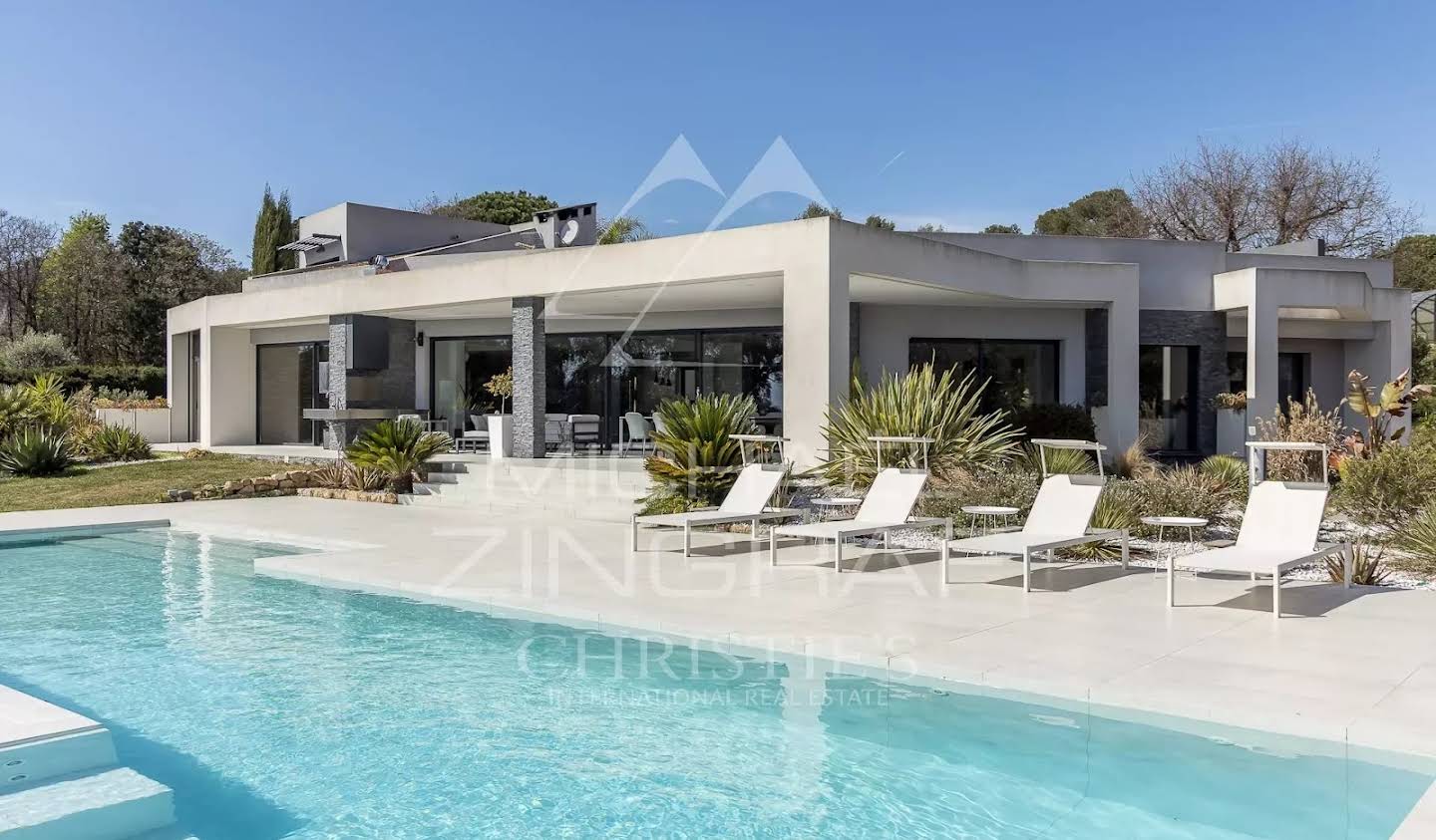 Villa with pool Mougins