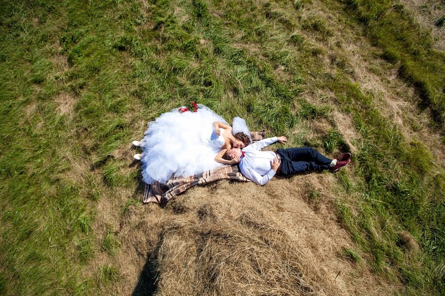 Wedding photographer Aleksey Gorodilov (alexzoom). Photo of 13 April 2017