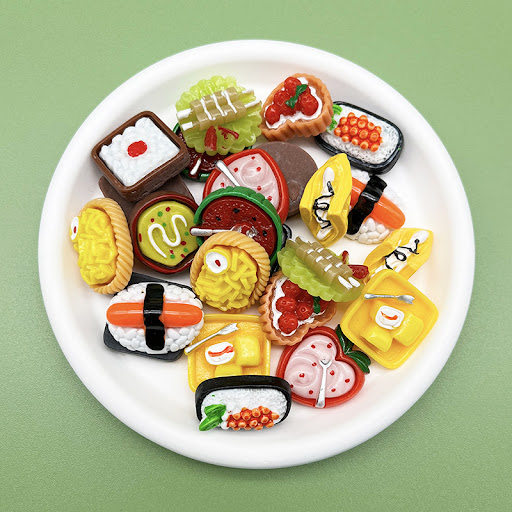 Title 4, Simulated Miniature Food Game Mini Refrigerator...