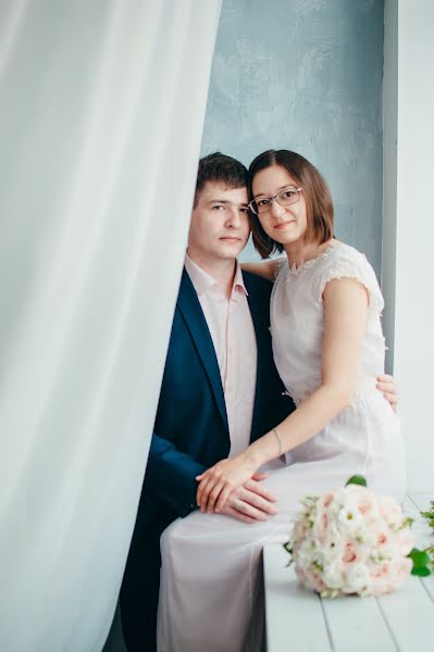 Wedding photographer Evgeniya Garaeva (groseille). Photo of 14 April 2017