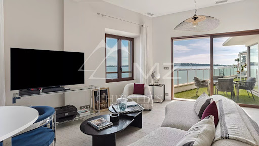 Seaside house 3