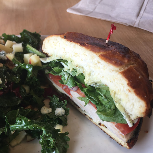 Gluten-Free Sandwiches at Pelinti Pizza