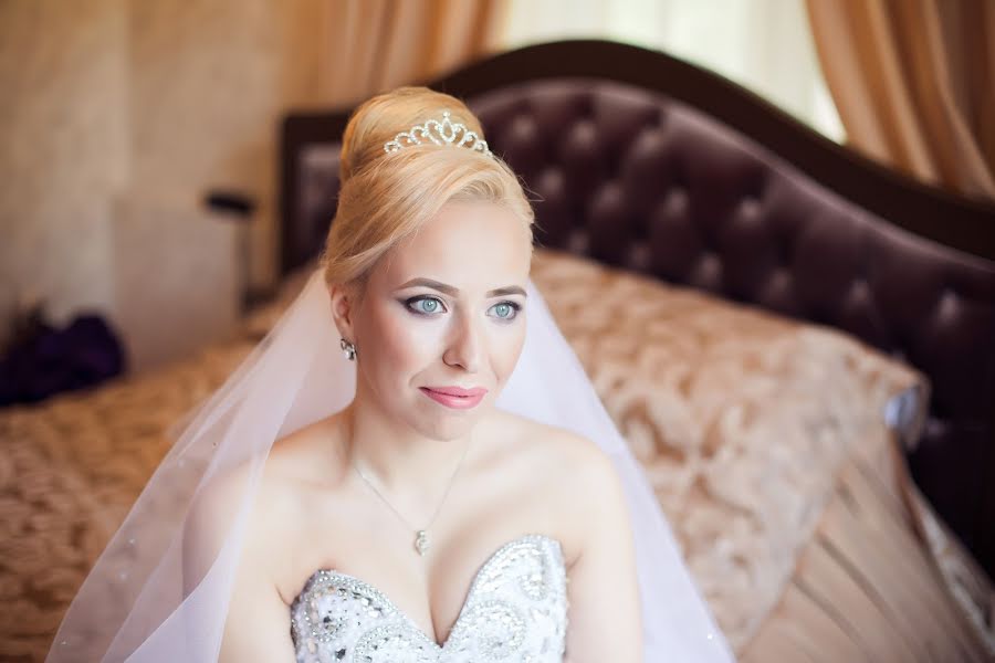 Fotografo di matrimoni Yuliya Borisovec (juliabor). Foto del 1 giugno 2016