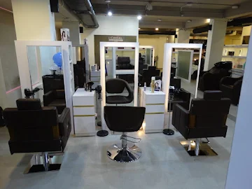 Studio 11 Salon & Spa photo 