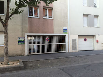 parking à Villeurbanne (69)