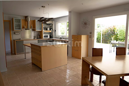 Maison avec piscine et terrasse 5
