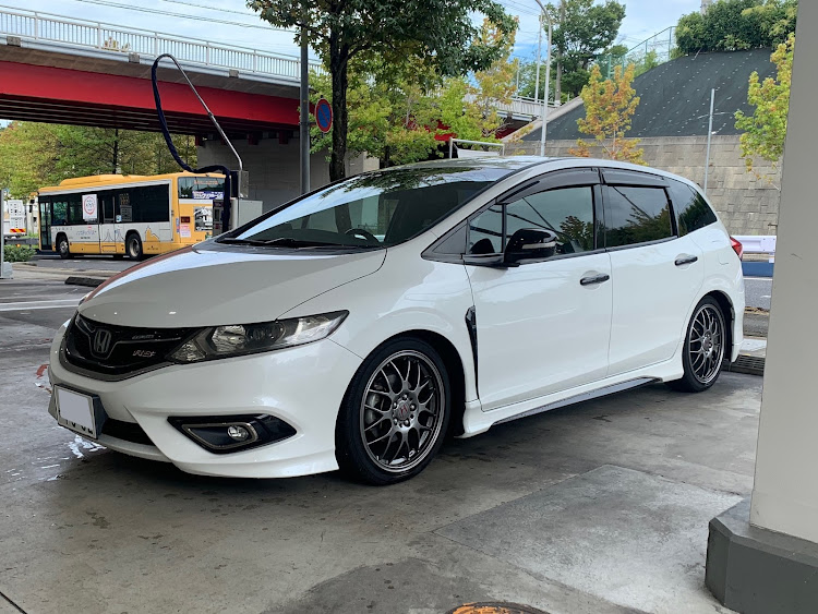 ジェイドの無限仕様・BBS RG510・RECARO RS-GS・RECARO SR3・ダクト取り付けに関するカスタム事例の投稿画像2枚目