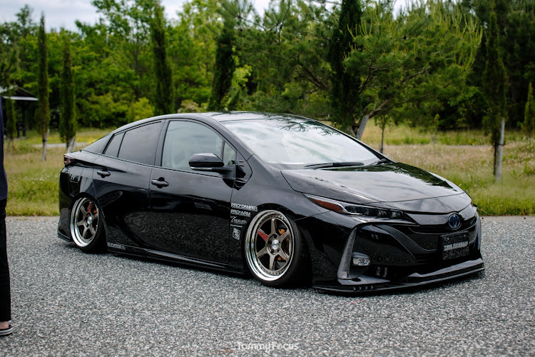 プリウスPHVのstancenation・SSR wheels・114.3・stancenation山口に関するカスタム事例の投稿画像5枚目