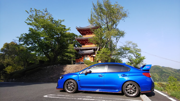 WRX STIのドライブ・VAB・ガナドール・マフラー音・ボクサーサウンドに関するカスタム事例の投稿画像1枚目