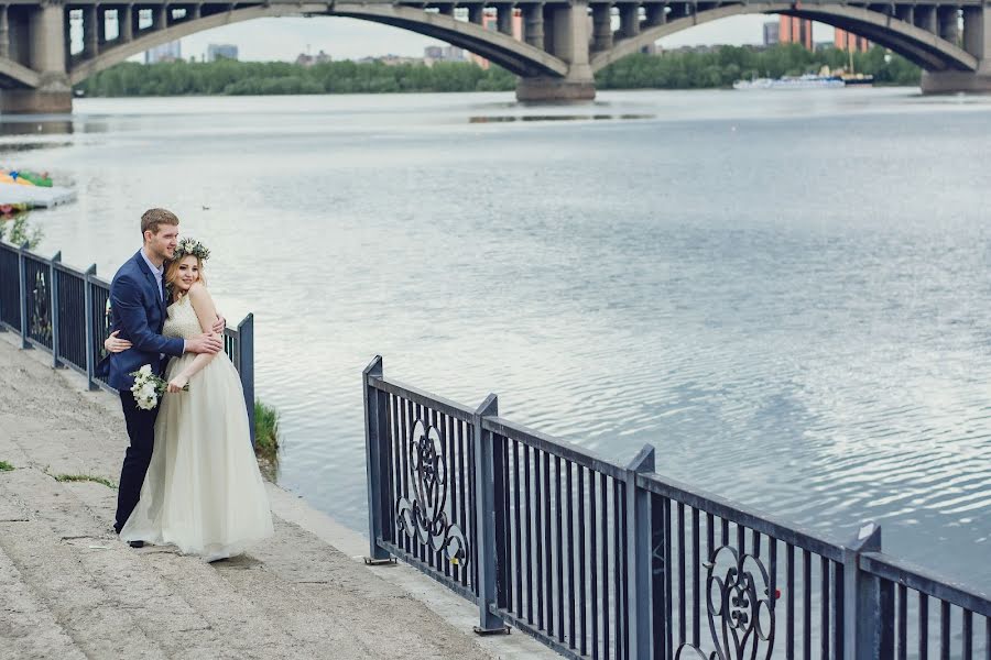 Fotografo di matrimoni Anna Tuz (ann88888). Foto del 25 giugno 2017