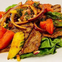 S8 Yum Nua Salad