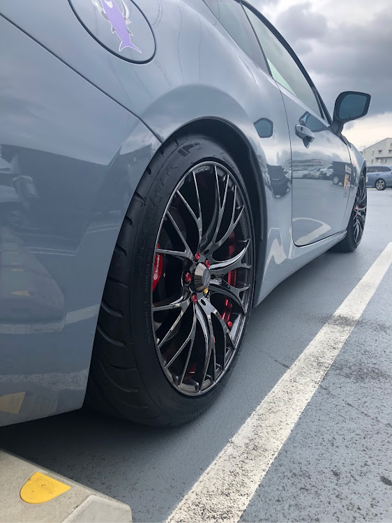86のタイヤ交換に関するカスタム事例の投稿画像1枚目