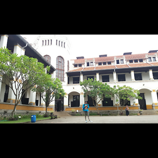 Anggia Desy Fitri profile icon