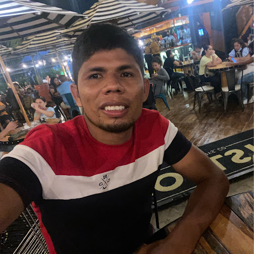 Ivan Andres Larios