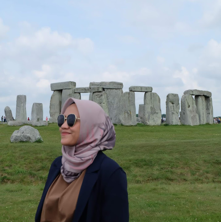 Indri Ayu profile icon