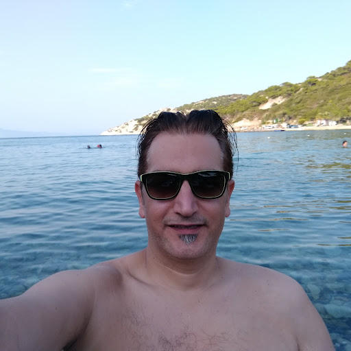 Hakan YANIK