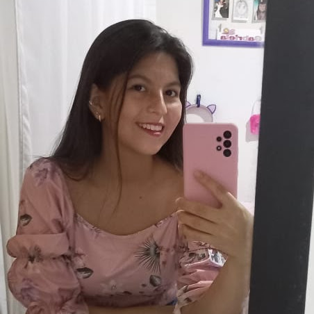 Nicole Cruz