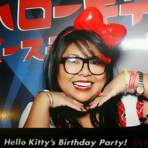 kathy santos's avatar