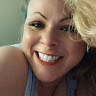 @KM0MMY author photo 