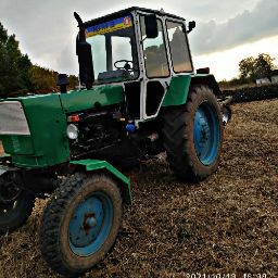 Traktor yumz
