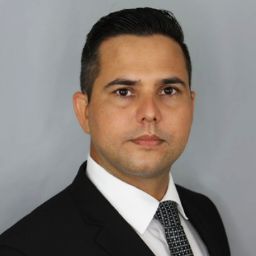 Abelardo BM.