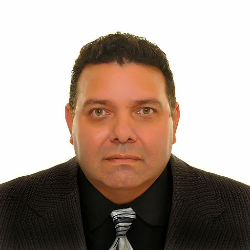 Luis Nieves