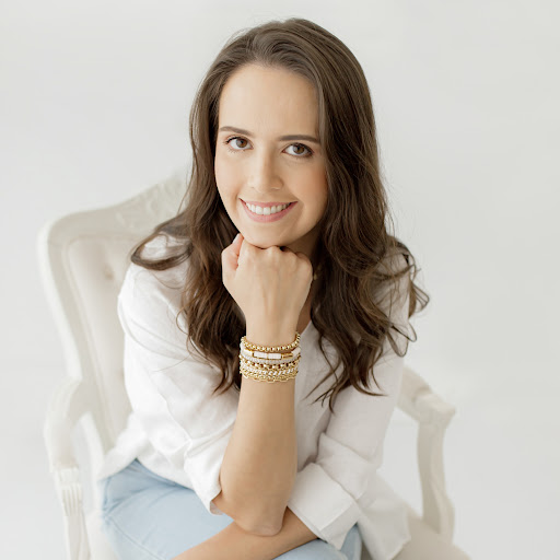 Renata Carvalho E. Dias Psicóloga e Psicanalista em Butantã