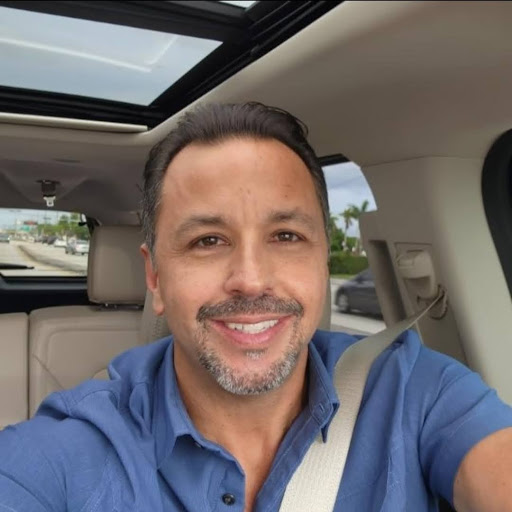 William Alvarez