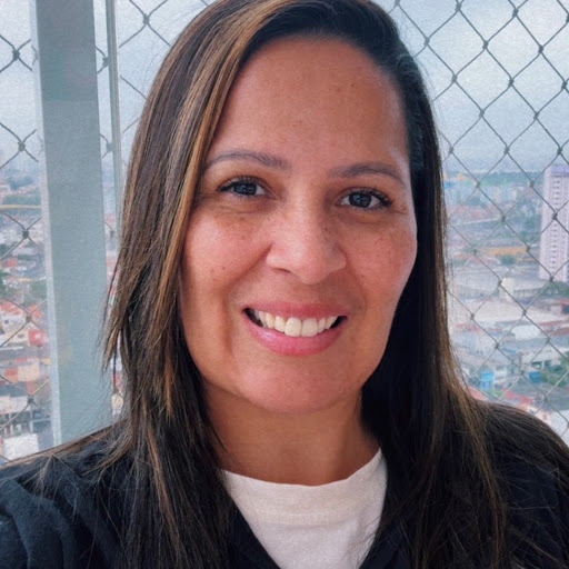 Dentista - Dra. Mouriel Alves De Oliveira - Implantodontista — foto 4