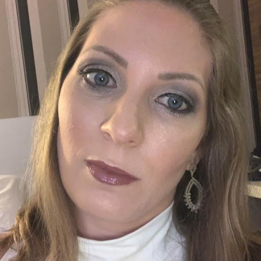 Dra. Lívia Soumaili Odontologia — foto 3