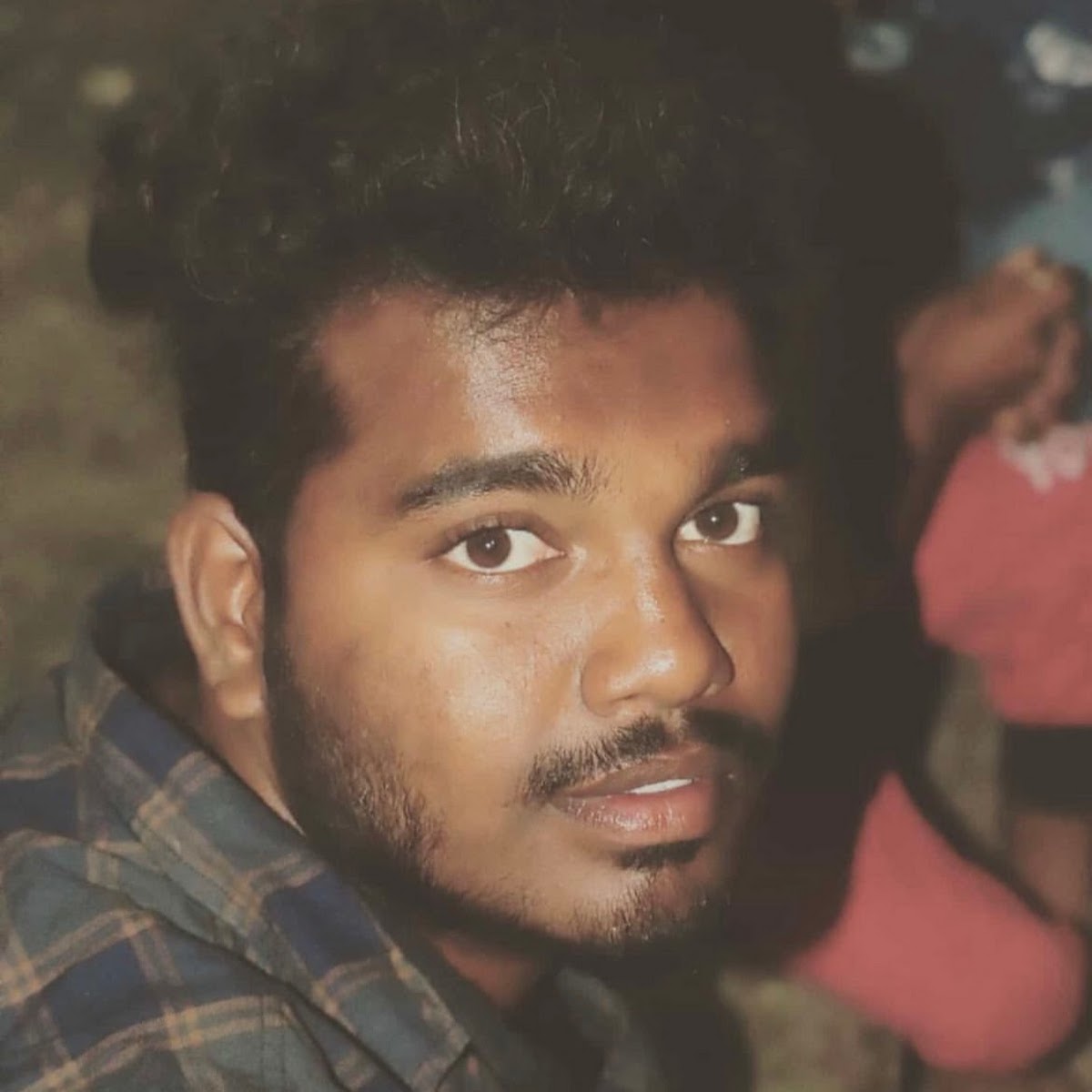 Laundromax storefront and entrance in New Haven