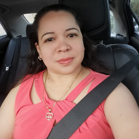 Karina R Gutierrez