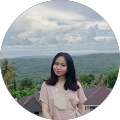 review Evita Djohari