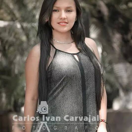 Angie Botina
