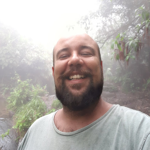 Dr. Yan Magalhães Moitinho em Pinheiros