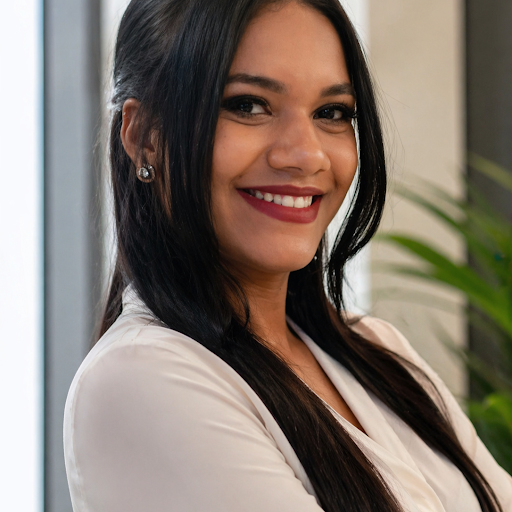 Dra. Andreia Serra — foto 4