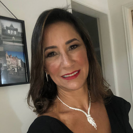 Dra. Franciane Pinheiro, Dentista — foto 3