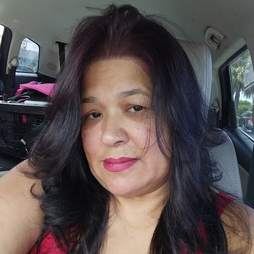Elizabeth Hernandez