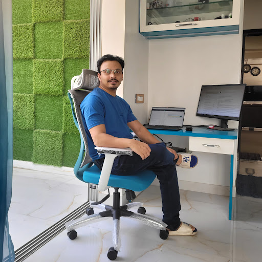 Shabbar Lokhandwala-Profile